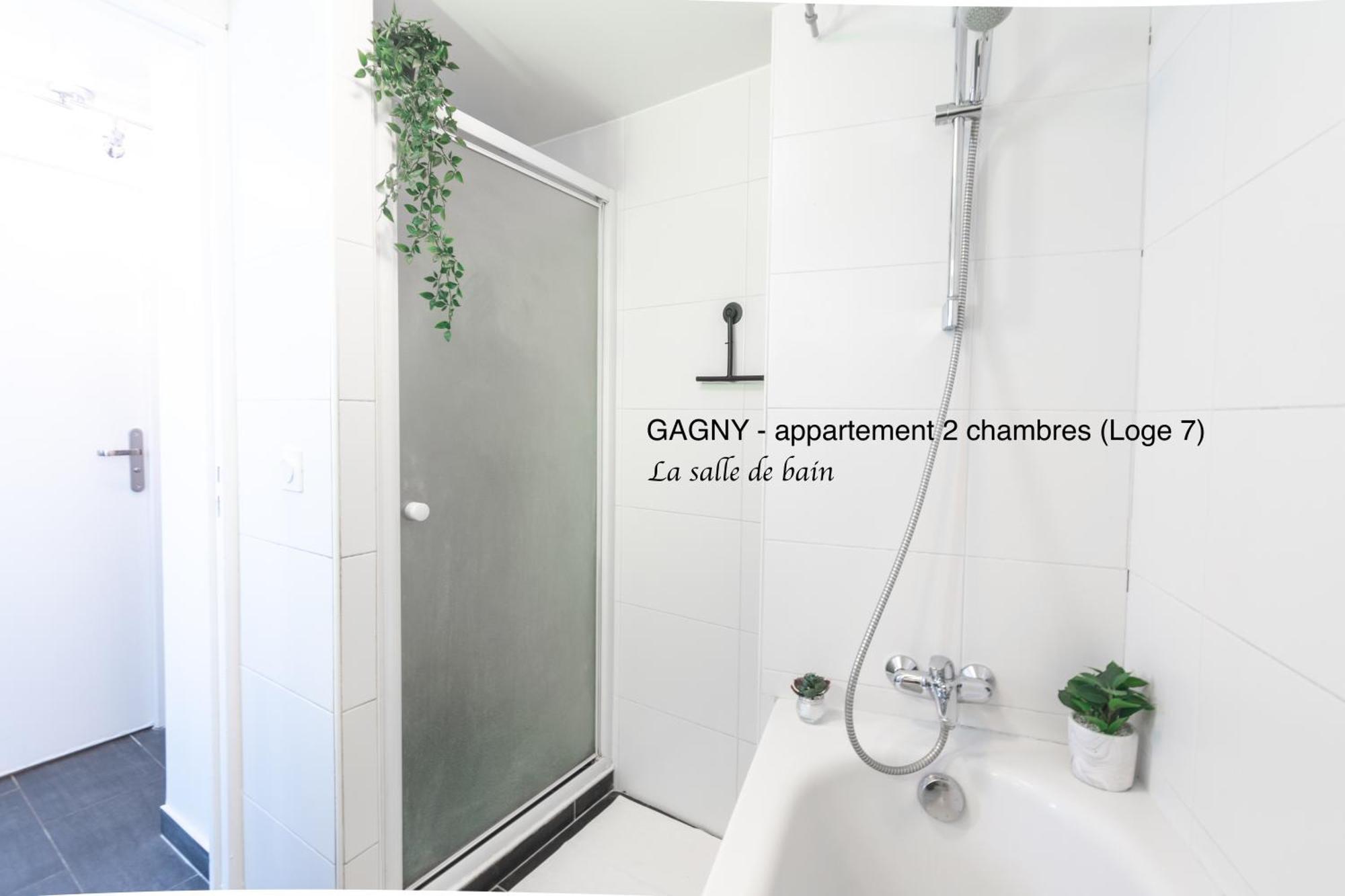 Le Hangar Fleuri Gagny Luaran gambar