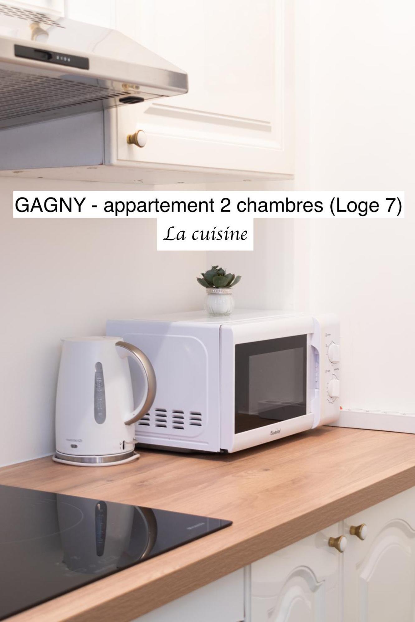 Le Hangar Fleuri Gagny Luaran gambar